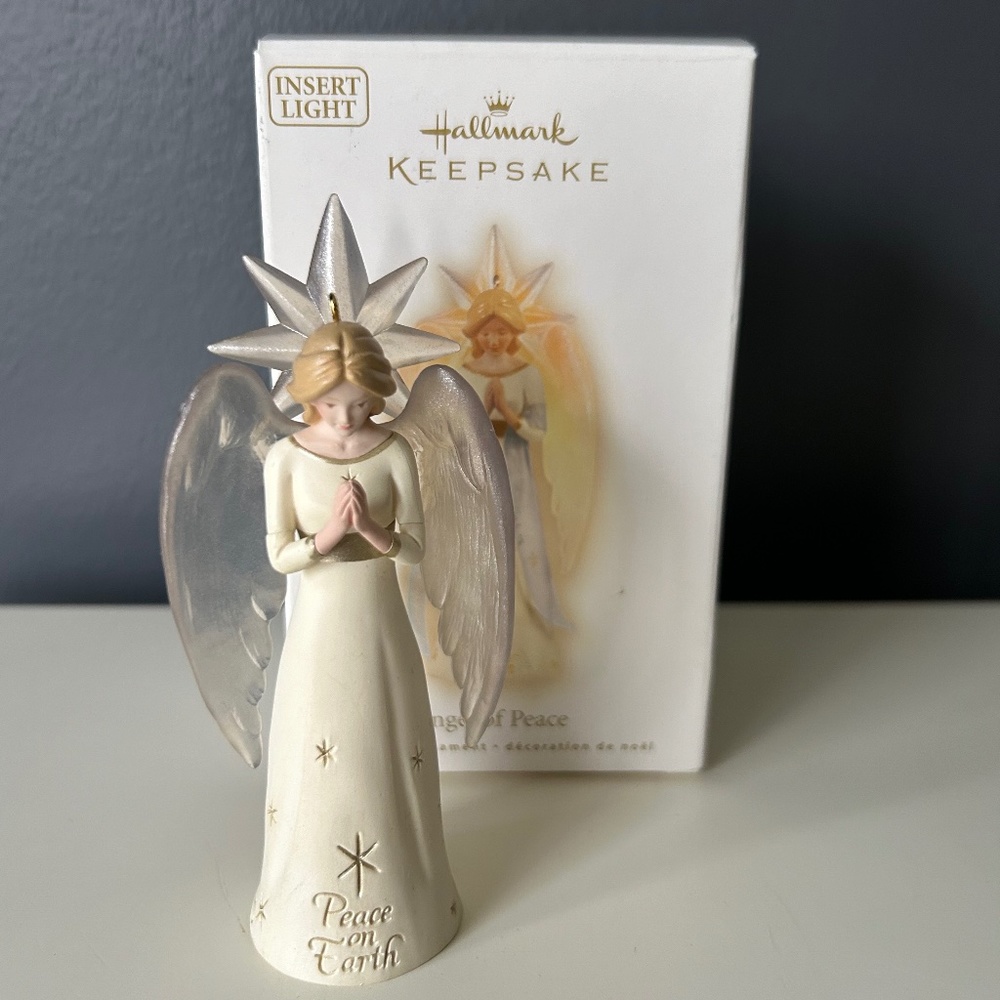 Hallmark Keepsake Angel of Peace Ornament 2009